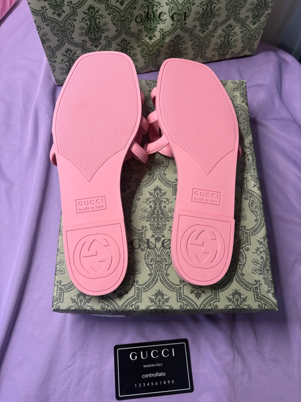 Gucci Pink Interlocking G Slide Sandals - Picture 2 of 5